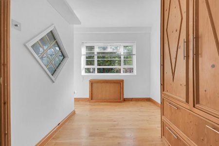 3 bedroom flat to rent - Photo 2