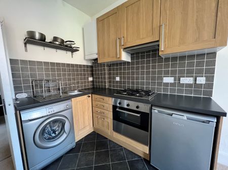 1 bedroom apartment to rent Cavendish Place, Eastbourne, East Sussex, BN21 - Photo 4