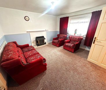3 bedroom House To Let - Photo 2