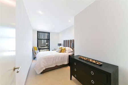 A well appointed two double bedroom apartment with views of South Dock and Canary Wharf. - Photo 5