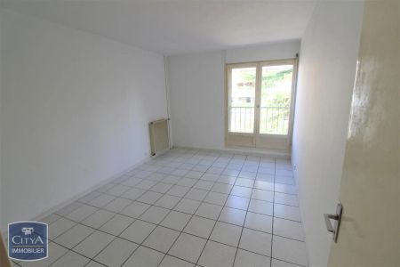 Appartement à louer 3 pièces 73.2m² - Photo 2