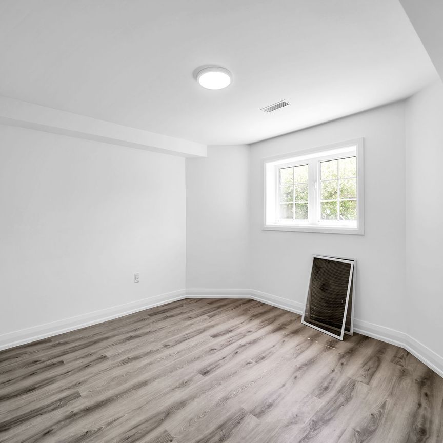 For Lease - 537 Luple Avenue Unit# Basement, Oshawa, Ontario - Photo 1