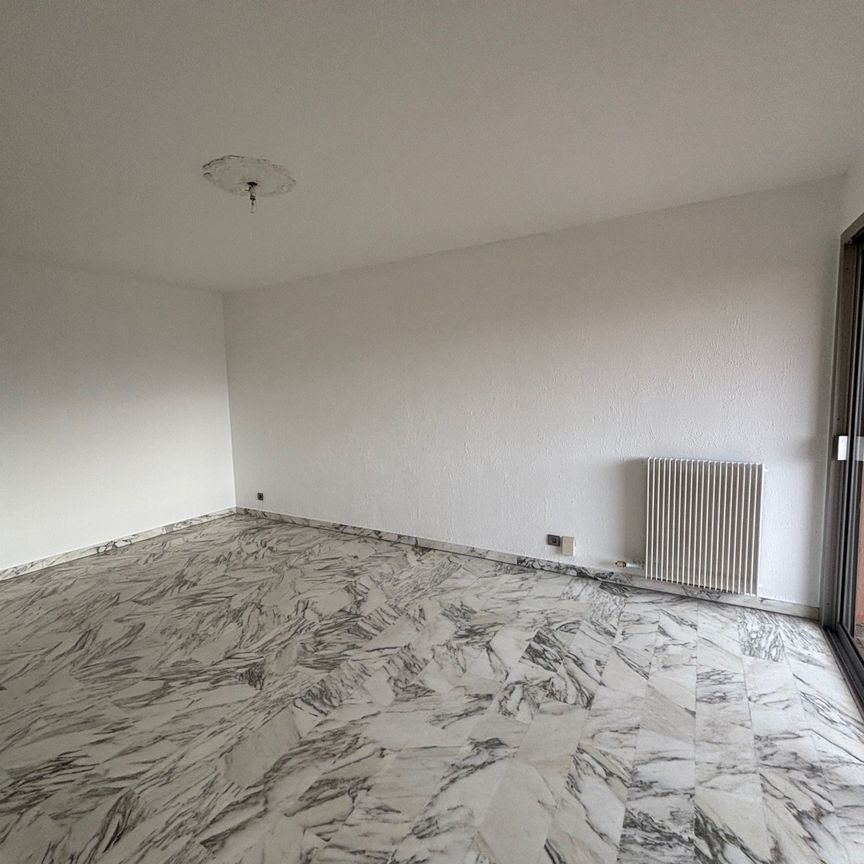 Appartement À Louer - Photo 1