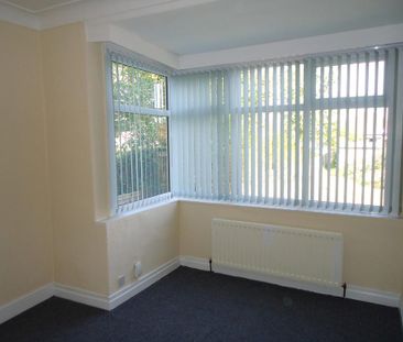 3 bedroom apartment to rent - Photo 3