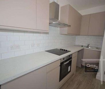 |ref: |, College Place, Southampton, SO15 - Photo 2