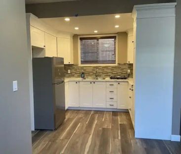 BEAUTIFUL SPACIOUS BRIGHT BASEMENT SUITE | Calgary - Photo 1