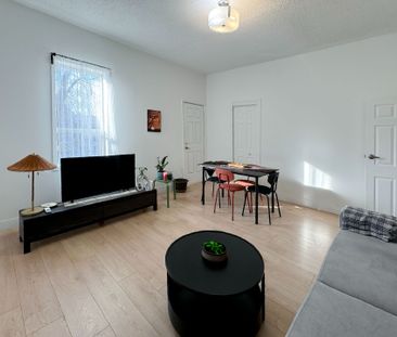 For Lease - 77 Northcote Avenue Unit# 2nd Floor, Toronto, Ontario - Photo 2