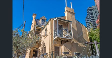 Historic Elegance Meets Modern Living - Photo 2