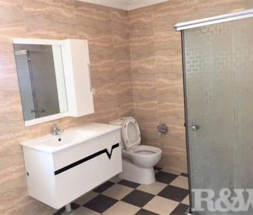 “Airconditioning and tiled floors!!” - Photo 4