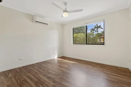 Perfect family Home! - Photo 4