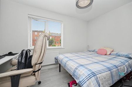 Apt 4, 39 Dundela Crescent, Belfast, BT4 3BN - Photo 5
