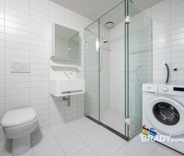 3008/500 Elizabeth Street, Melbourne - Photo 3
