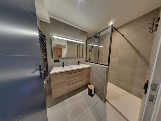 CENTRE VILLE, BEAUMONT-BOSQUET, Chambre Meublée en Colocation dans Appartement T4 avec Parking privé, - Photo 1