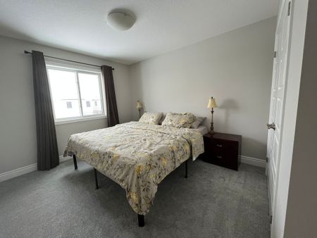 For Lease - 3879 Auckland Avenue, London South, Ontario - Photo 3