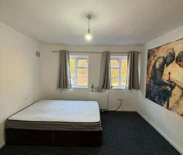 3 bedroom maisonette to rent - Photo 4