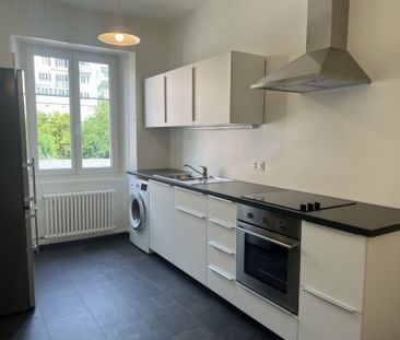 Chaux-de-Fonds, joli 1.5 pièces rénové avec balcon - Photo 5