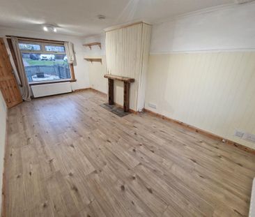 2 bedroom end of terrace house to rent - Photo 1