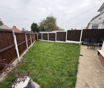 3 bed Semi-Detached - To Let - Photo 1