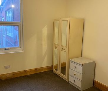 Room in a Shared House, Oliver Street, CV6 - Photo 5