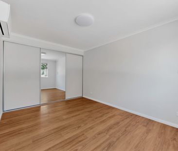 15 Yera Place, Wanneroo, WA 6065 - Photo 2