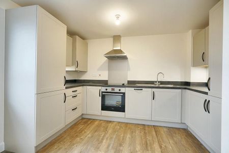 2 bedroom flat to rent - Photo 3