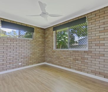 Lowset Family Home in perfect location - Photo 1