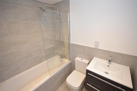 Apartment 7, Park Farm Drive, Allestree, Derby, DE22 2QP - Photo 4