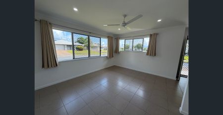 WONDERFUL FAMILY HOME – METICULOUSLY MAINTAINED - Photo 5