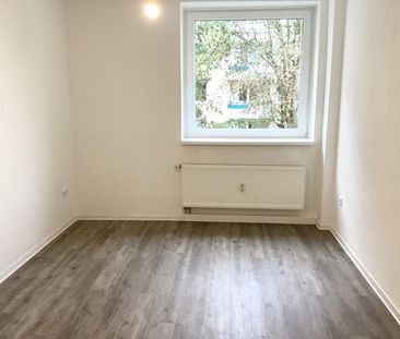 Reinkommen und Wohlfühlen - Moderne 3-Zimmer-Wohnung mit Balkon - Foto 2