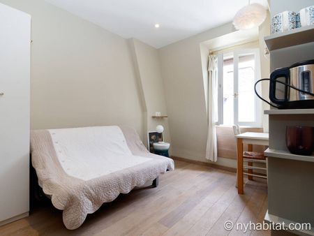 Logement à Paris, Location meublée - Photo 2