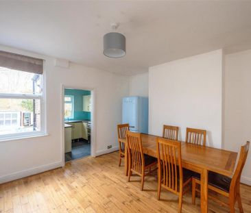 4 bedroom terraced house to rent - Photo 6