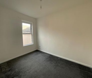 17 Bootle Street, Belfast, BT13 3GQ - Photo 4