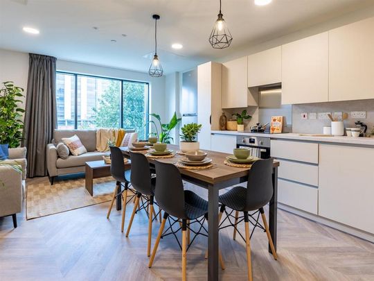 Studio to rent - Photo 1