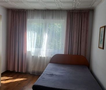 Închiriere apartament 3 camere - Photo 1