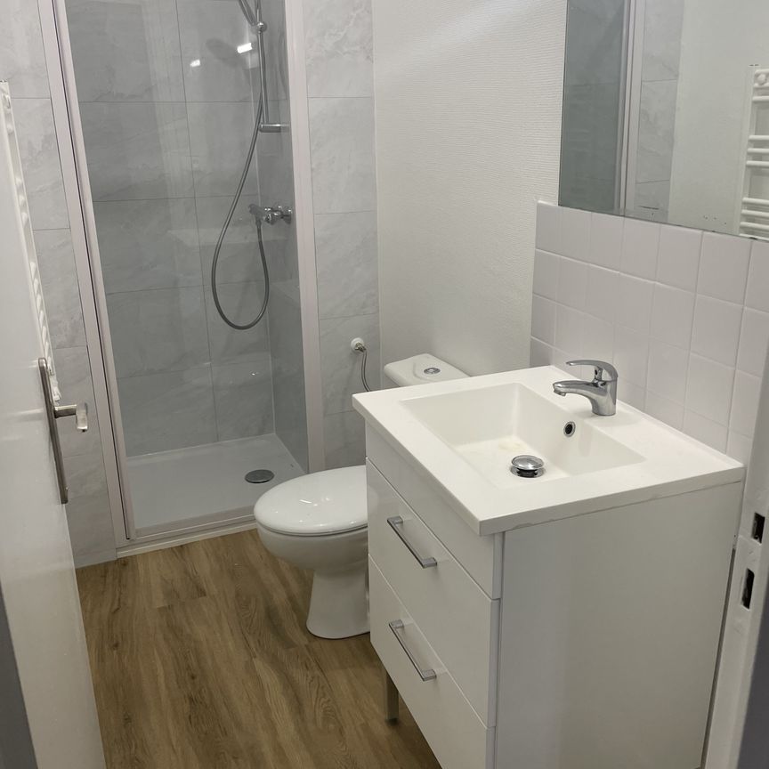T2 - CENTRE TARARE - Photo 1