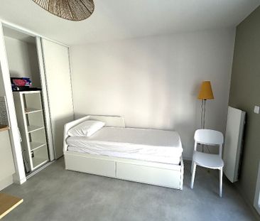 Location Appartement 1 pièce 21m² - Photo 1