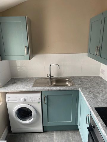 3 Bed Flat, Cromwell Road, BS6 - Photo 5