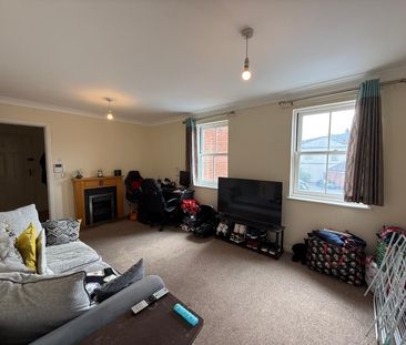 Stafford Keep, Aylesbury - Photo 1