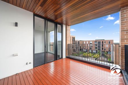 MODERN 2 BEDROOM APARTMENT IN BOSCO COMPLEX WITH WATER GLIMPSES - Photo 5
