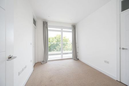 3 bedroom penthouse to rent - Photo 4