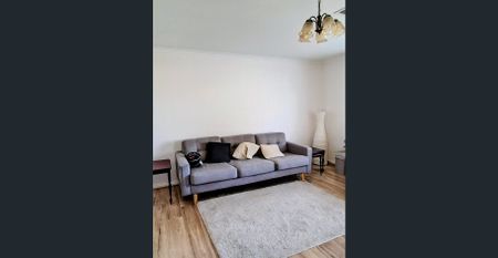 Nice house in North Plympton - Photo 2