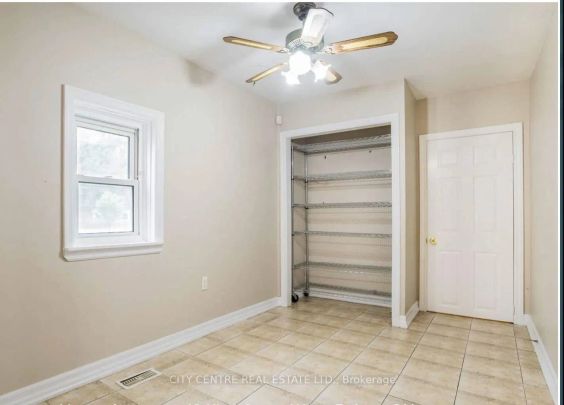 Detached Home For Lease | W9248183 - Photo 1