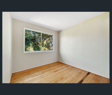 Spacious Home, Available Now! - Photo 6