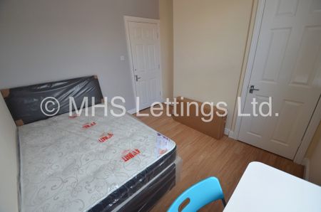 1 Bedroom Shared House for rent in High Cliffe - Photo 2