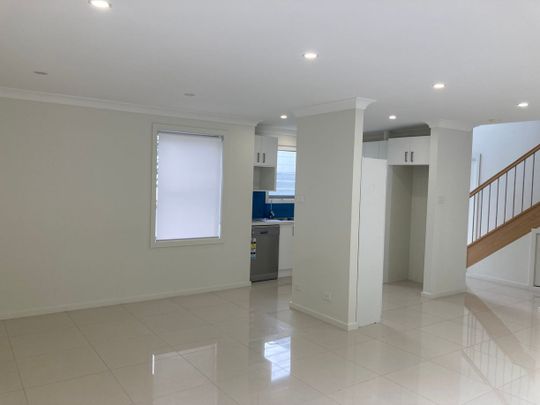 Modern two bedroom unit in sought after location. - Photo 1