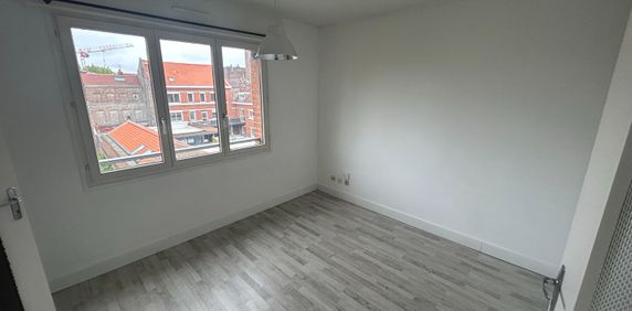 T1 non meublé de 22,78 m2, rue d’Antin réf 863-33 - Photo 2