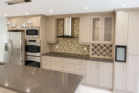 For Lease - 17 Keewatin Avenue, Toronto, Ontario - Photo 3