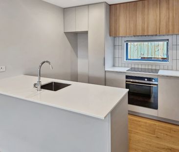 Naenae Living - Photo 6