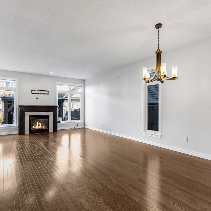 For Lease - 471 Creekview Way, Blossom Park - Airport and Area, Ontario - Photo 1