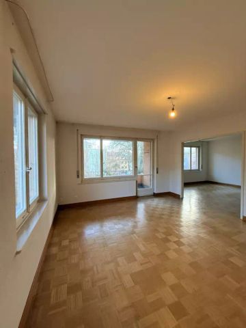 BERNE - GRYPHENHÜBELIWEG 26 - 4 + 1 ZIMMERWOHNUNG IM 2. STOCKWERK (OHNE LIFT) - Photo 2